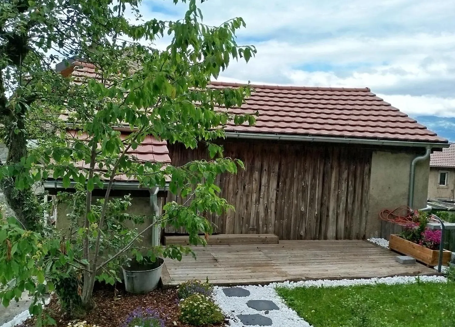 Grange Du Lac Meillerie Bed & Breakfast